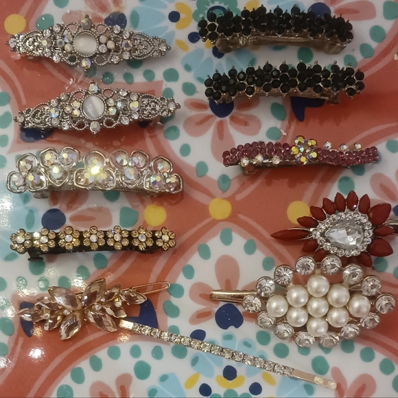 Crystal Hair Clips FINAL PRICE DROP!! - Picture 3 of 4